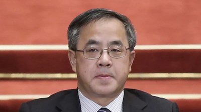 官方动向显示，中纪委正在横跨20年倒查内蒙古贪腐，被质疑或针对胡春华。（图片来源:Feng Li/Getty Images）